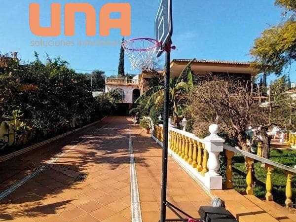 7 slaapkamer Villa te koop in Cordoba stad met zwembad - € 495.000 (Ref: 9438204)