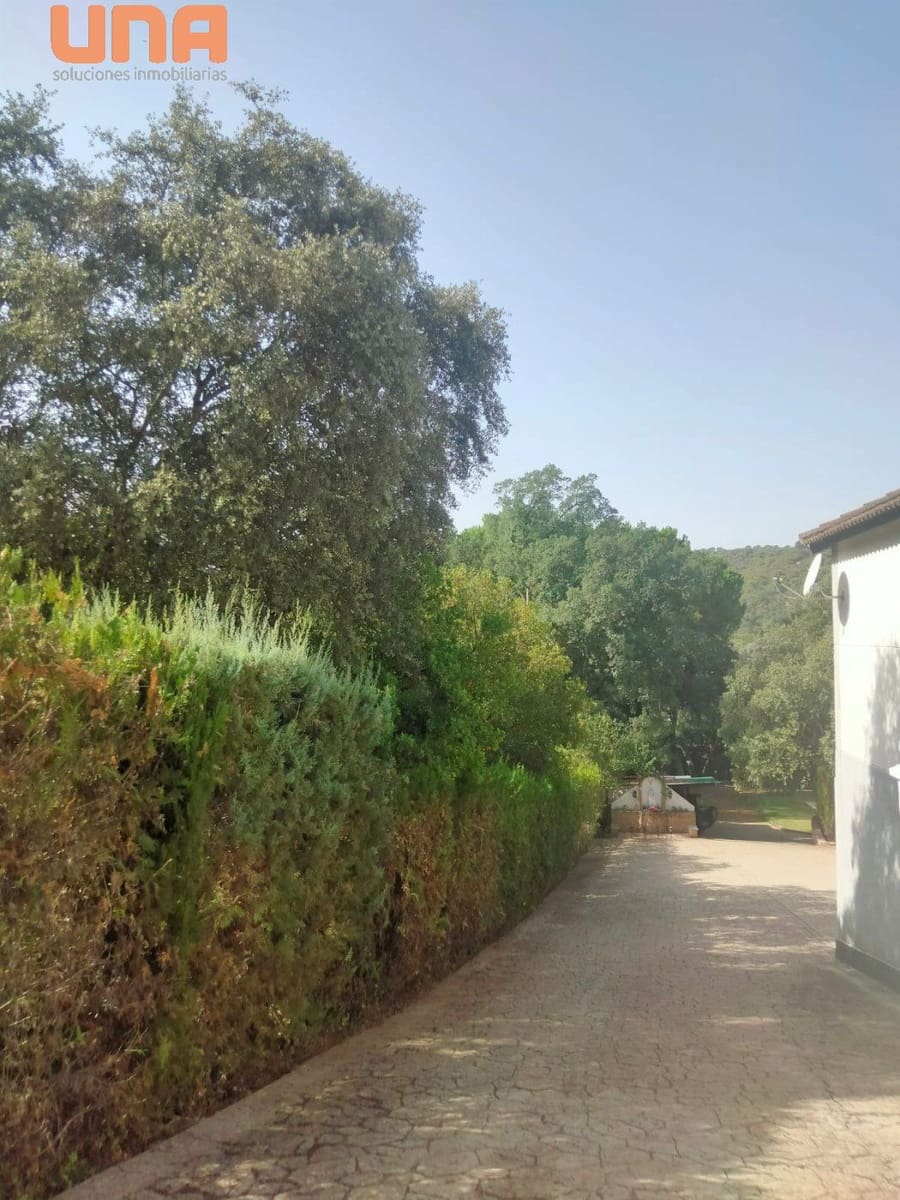 10 sypialnia Willa na sprzedaż w Miasto Kordoba z basenem garażem - 340 000 € (Ref: 9438206)