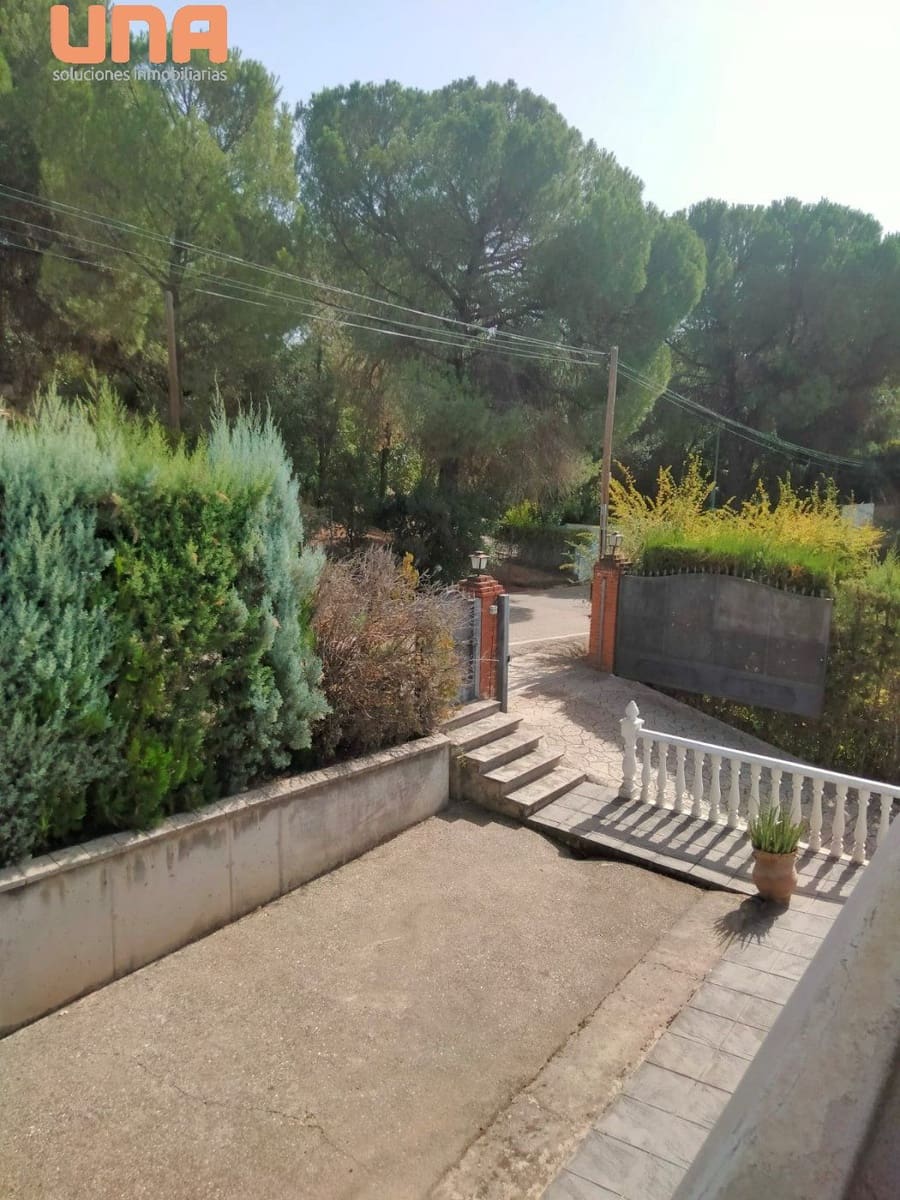 10 sypialnia Willa na sprzedaż w Miasto Kordoba z basenem garażem - 340 000 € (Ref: 9438206)