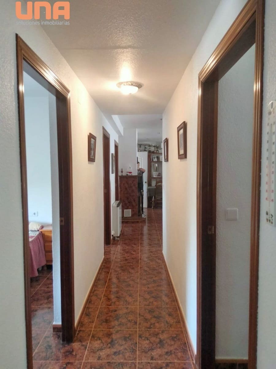 10 sypialnia Willa na sprzedaż w Miasto Kordoba z basenem garażem - 340 000 € (Ref: 9438206)