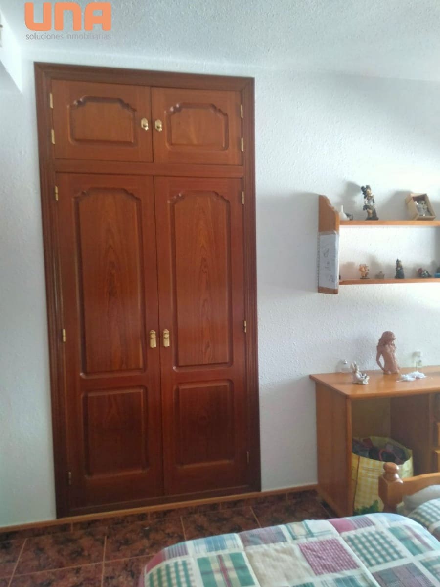 10 sypialnia Willa na sprzedaż w Miasto Kordoba z basenem garażem - 340 000 € (Ref: 9438206)