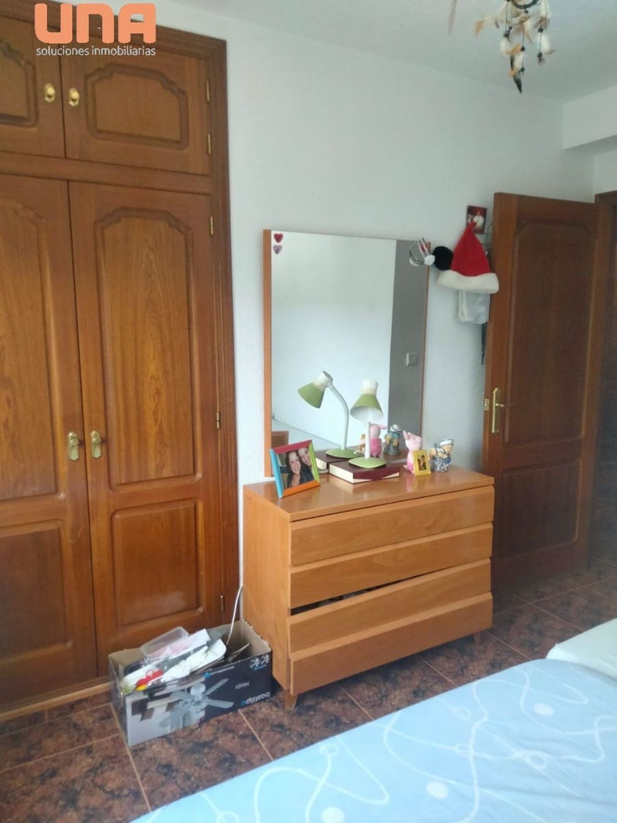 10 sypialnia Willa na sprzedaż w Miasto Kordoba z basenem garażem - 340 000 € (Ref: 9438206)