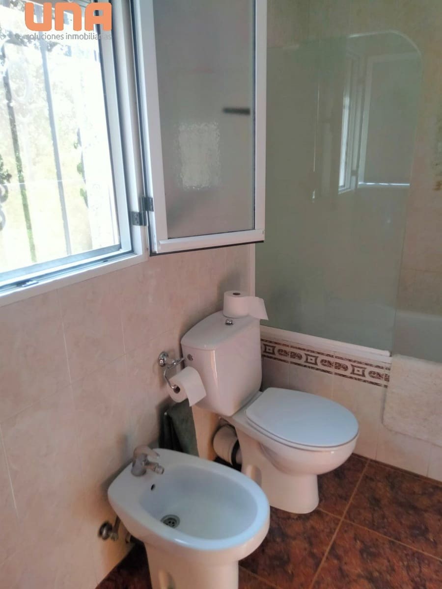 10 sypialnia Willa na sprzedaż w Miasto Kordoba z basenem garażem - 340 000 € (Ref: 9438206)