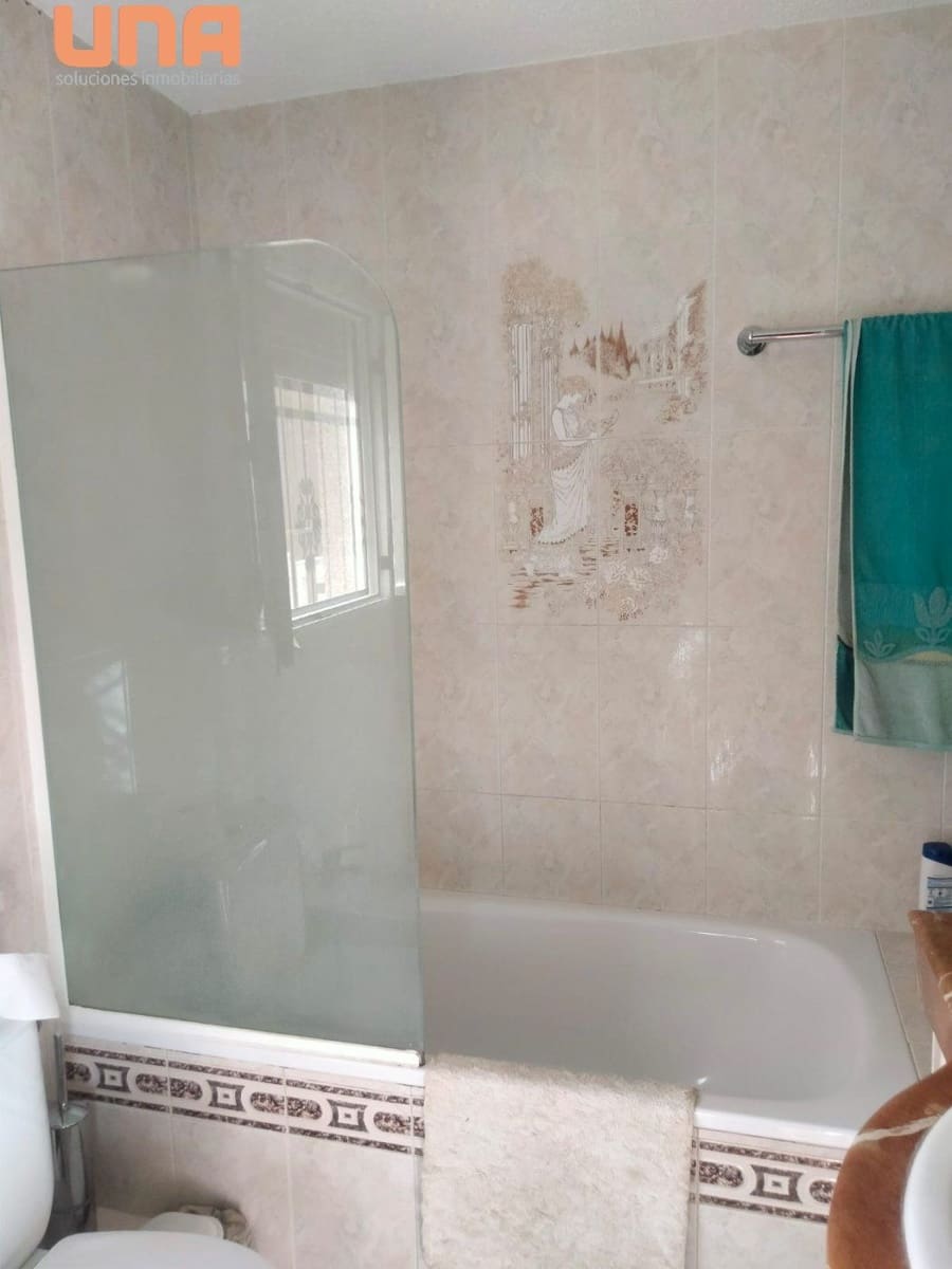 10 sypialnia Willa na sprzedaż w Miasto Kordoba z basenem garażem - 340 000 € (Ref: 9438206)