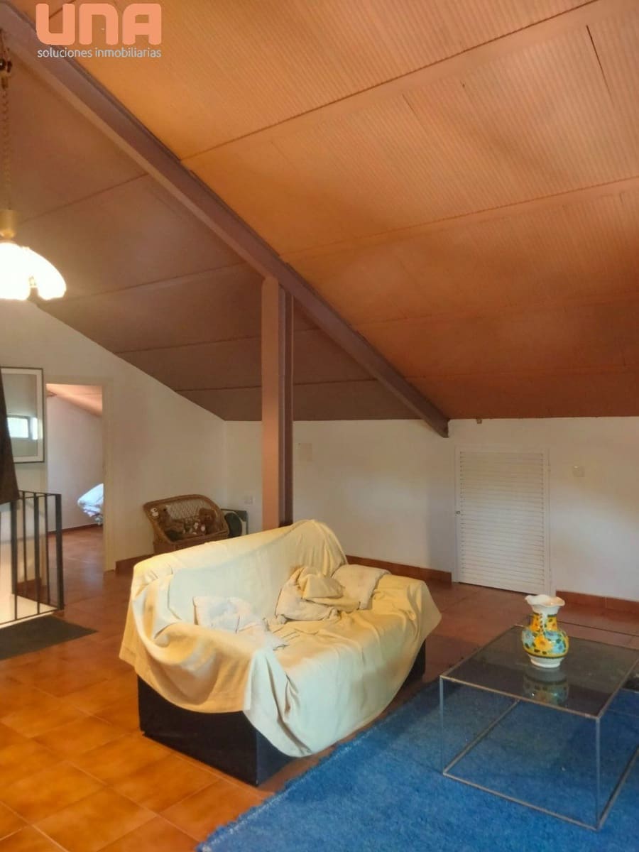 10 sypialnia Willa na sprzedaż w Miasto Kordoba z basenem garażem - 340 000 € (Ref: 9438206)