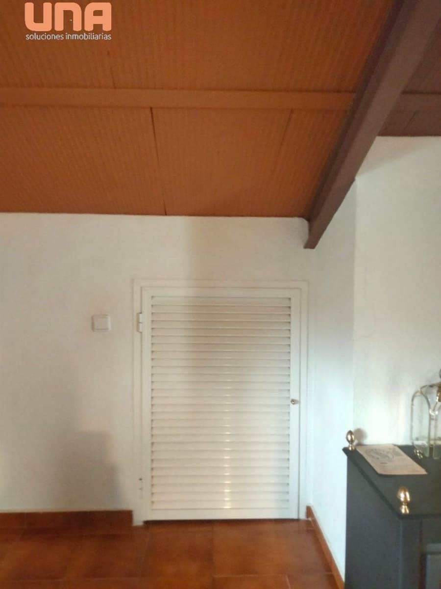 10 sypialnia Willa na sprzedaż w Miasto Kordoba z basenem garażem - 340 000 € (Ref: 9438206)