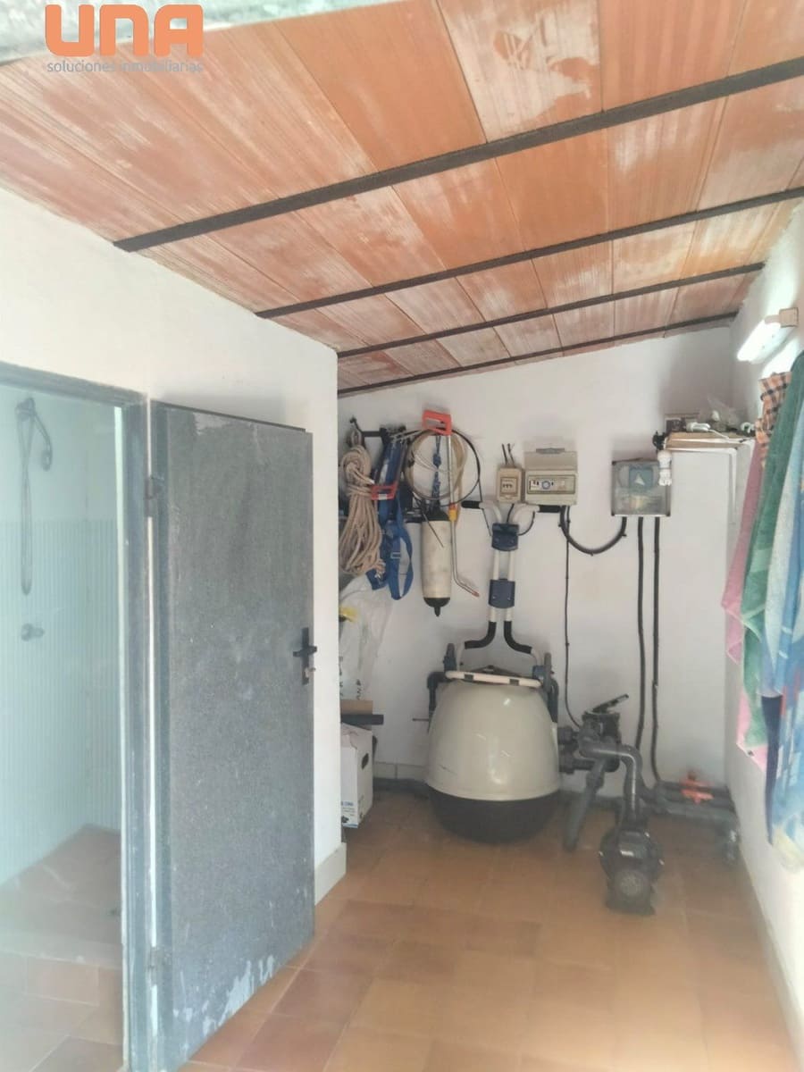 10 sypialnia Willa na sprzedaż w Miasto Kordoba z basenem garażem - 340 000 € (Ref: 9438206)