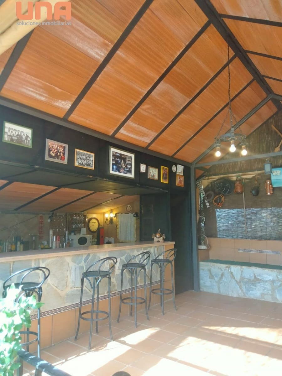 10 sypialnia Willa na sprzedaż w Miasto Kordoba z basenem garażem - 340 000 € (Ref: 9438206)