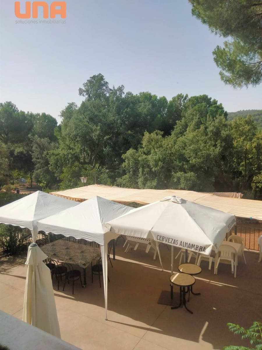 10 sypialnia Willa na sprzedaż w Miasto Kordoba z basenem garażem - 340 000 € (Ref: 9438206)