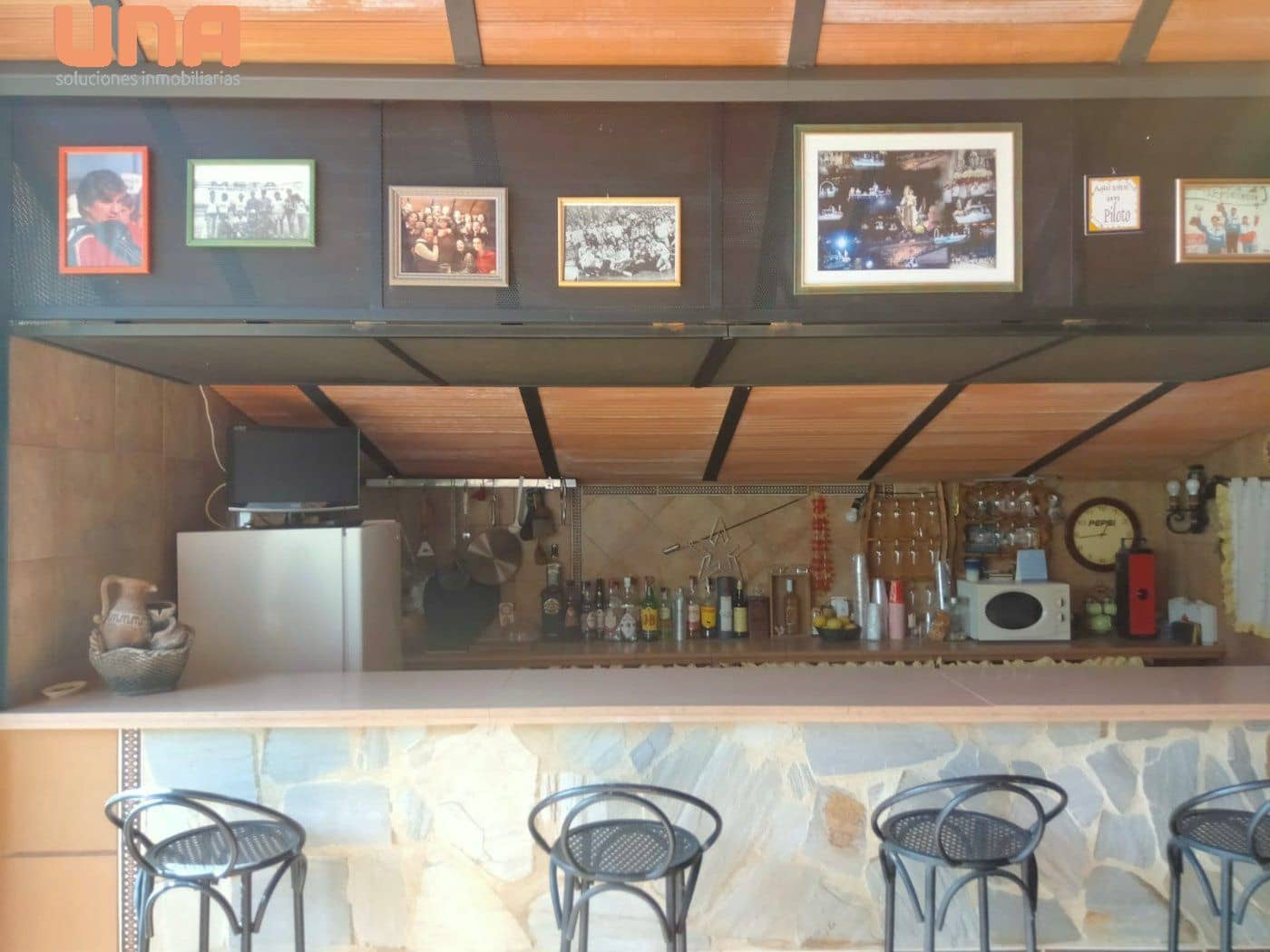 10 sypialnia Willa na sprzedaż w Miasto Kordoba z basenem garażem - 340 000 € (Ref: 9438206)