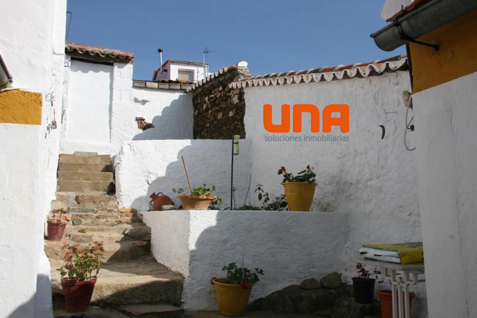 3 bedroom Townhouse for sale in Belmez - € 85,000 (Ref: 9438207)