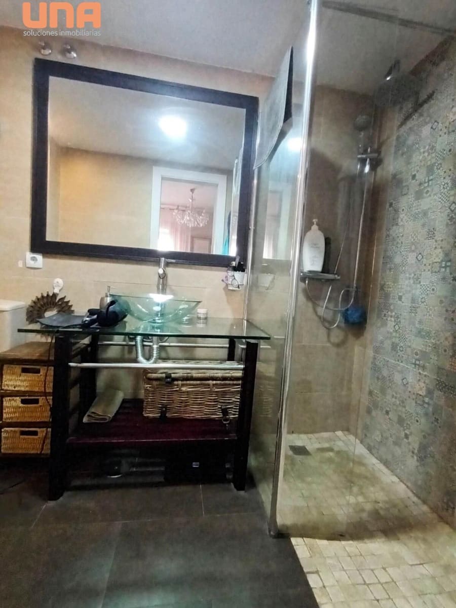 6 bedroom Townhouse for sale in Cordoba city - € 500,000 (Ref: 9438209)