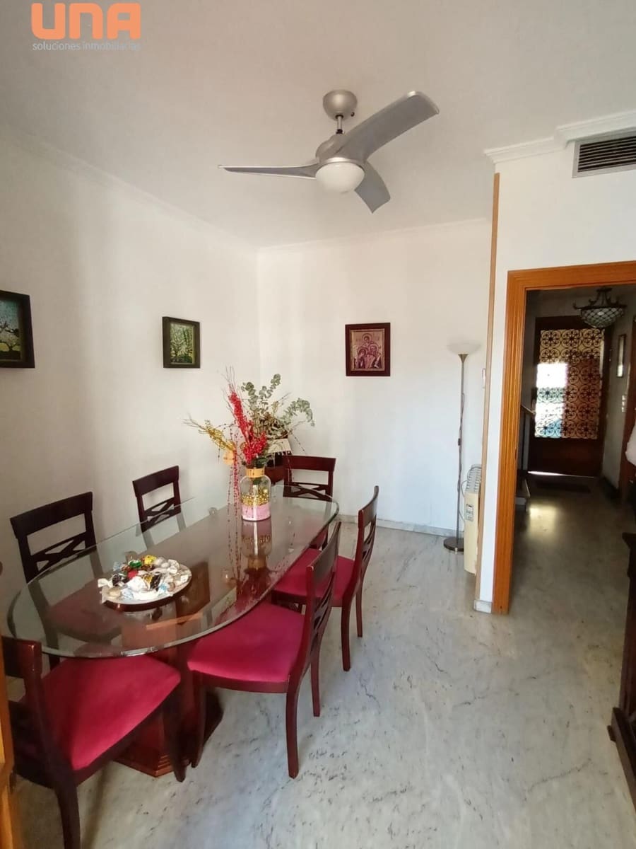 6 bedroom Townhouse for sale in Cordoba city - € 500,000 (Ref: 9438209)