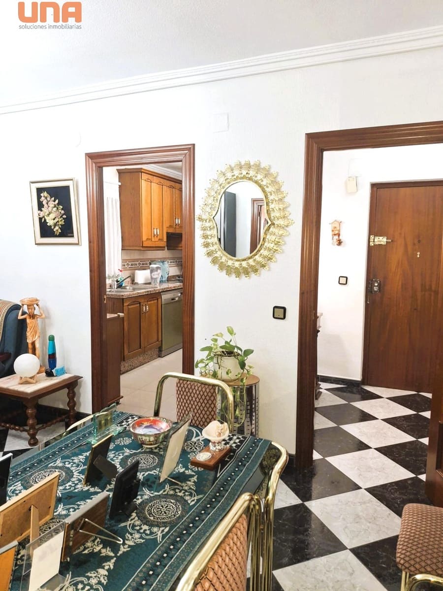 4 bedroom Flat for sale in Cordoba city - € 179,000 (Ref: 9440724)