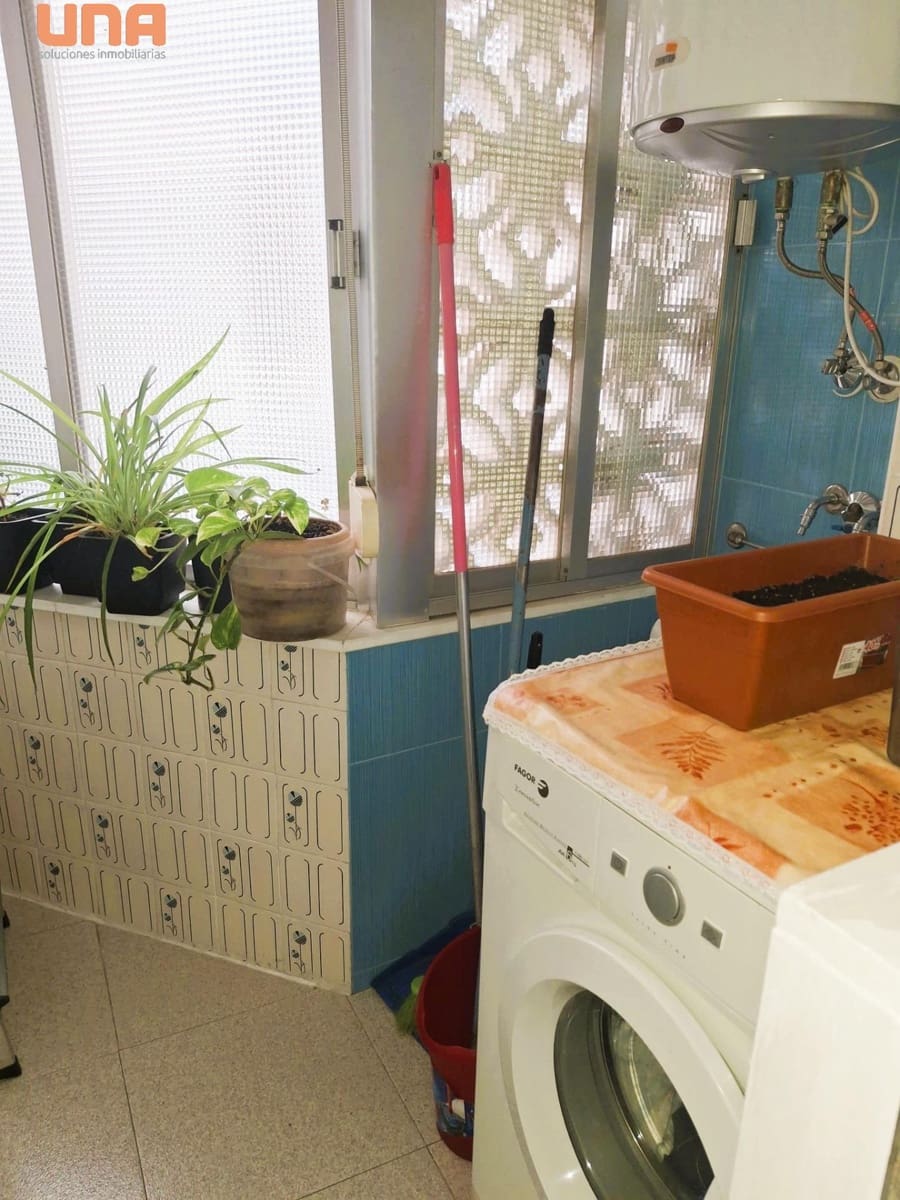 4 bedroom Flat for sale in Cordoba city - € 179,000 (Ref: 9440724)