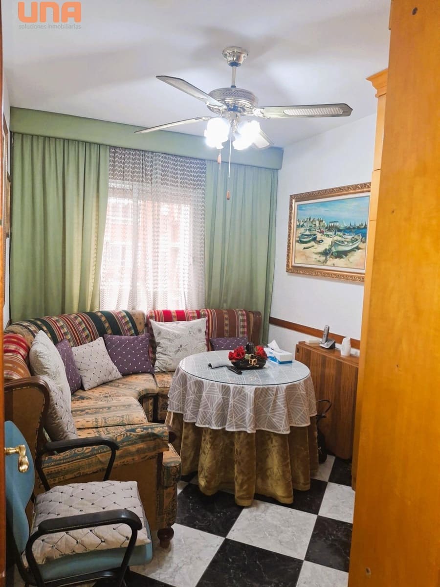 4 bedroom Flat for sale in Cordoba city - € 179,000 (Ref: 9440724)