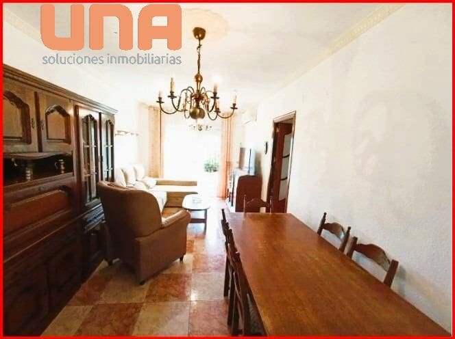 3 bedroom Flat for sale in Cordoba city - € 140,000 (Ref: 9450351)