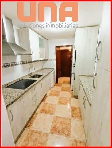3 bedroom Flat for sale in El Naranjo, Córdoba city - € 140,000 (Ref: 9450351)