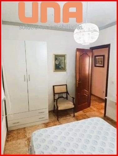 3 bedroom Flat for sale in Cordoba city - € 140,000 (Ref: 9450351)