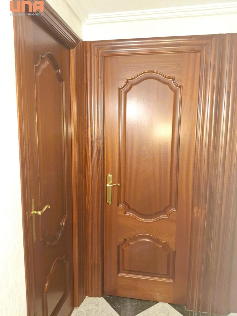 4 bedroom Flat for sale in Cordoba city - € 179,000 (Ref: 9452260)