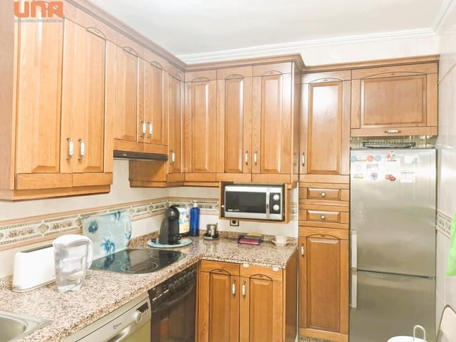 4 quarto Apartamento para venda em Córdova cidade - 179 000 € (Ref: 9452260)