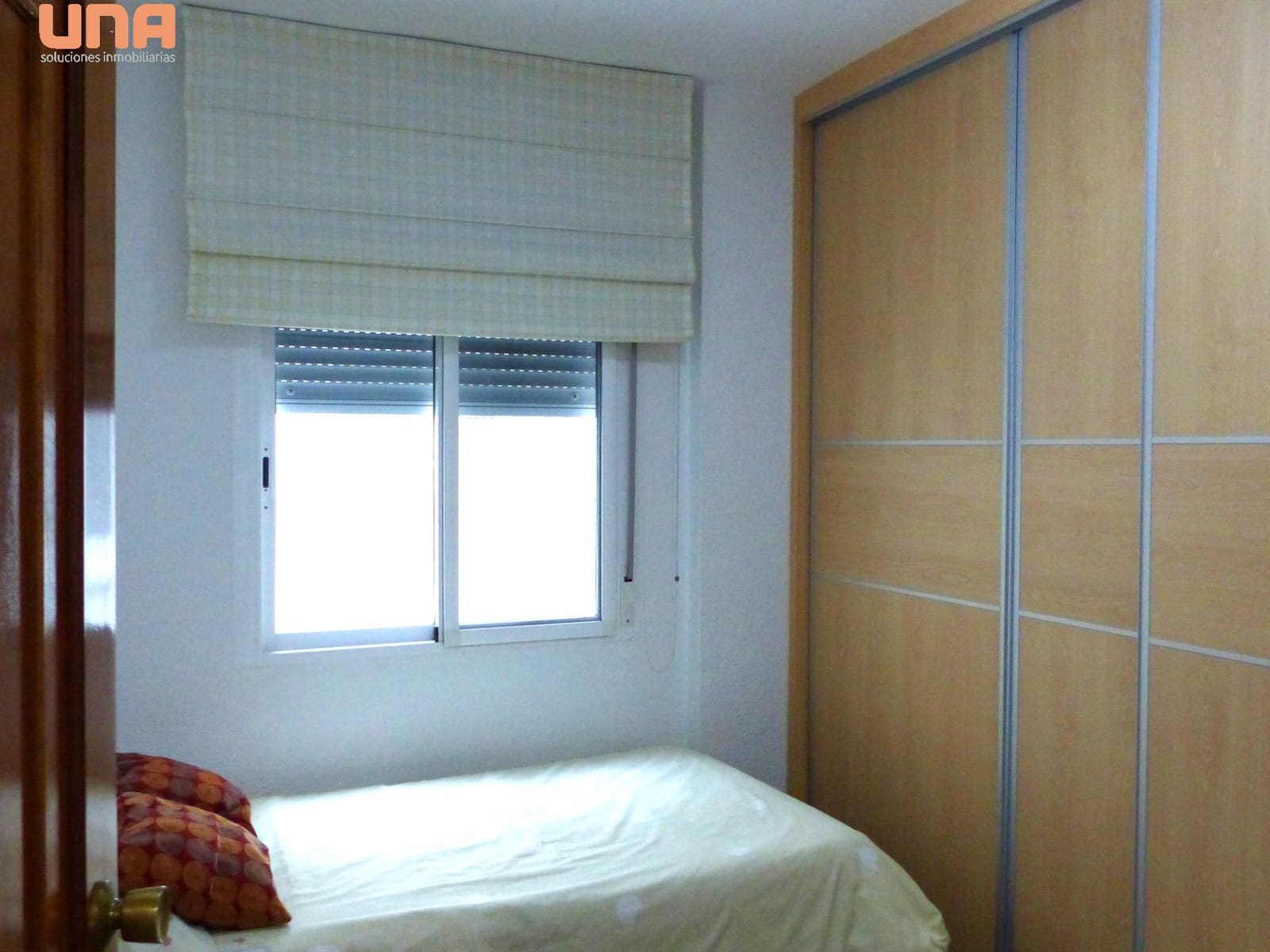 4 slaapkamer Flat te koop in Cordoba stad met garage - € 204.000 (Ref: 9456445)