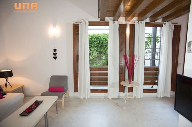 1 makuuhuone Ullakkoasunto vuokrattavana paikassa Ribera, Córdoba kaupunki - 575 € (Ref: 9456446)