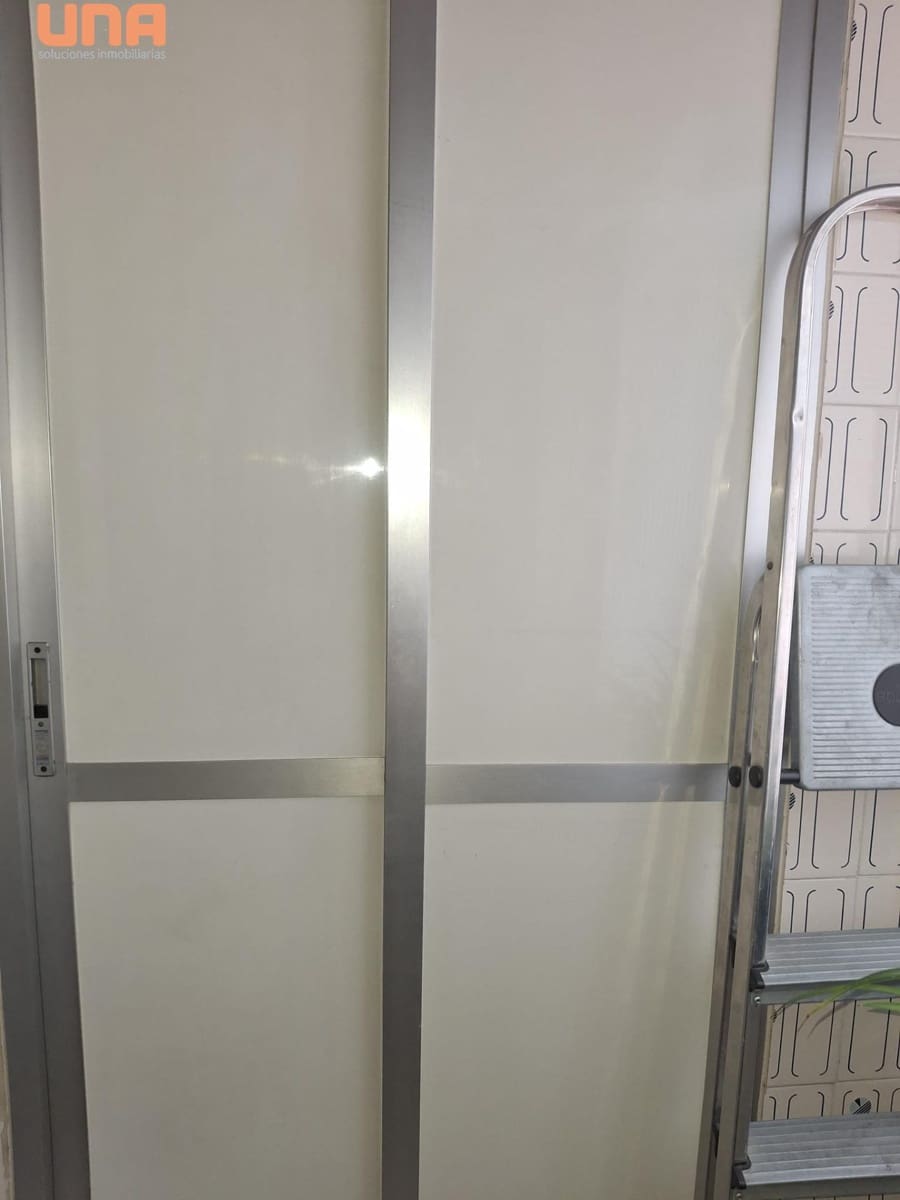 4 slaapkamer Flat te koop in Cordoba stad - € 179.000 (Ref: 9456449)