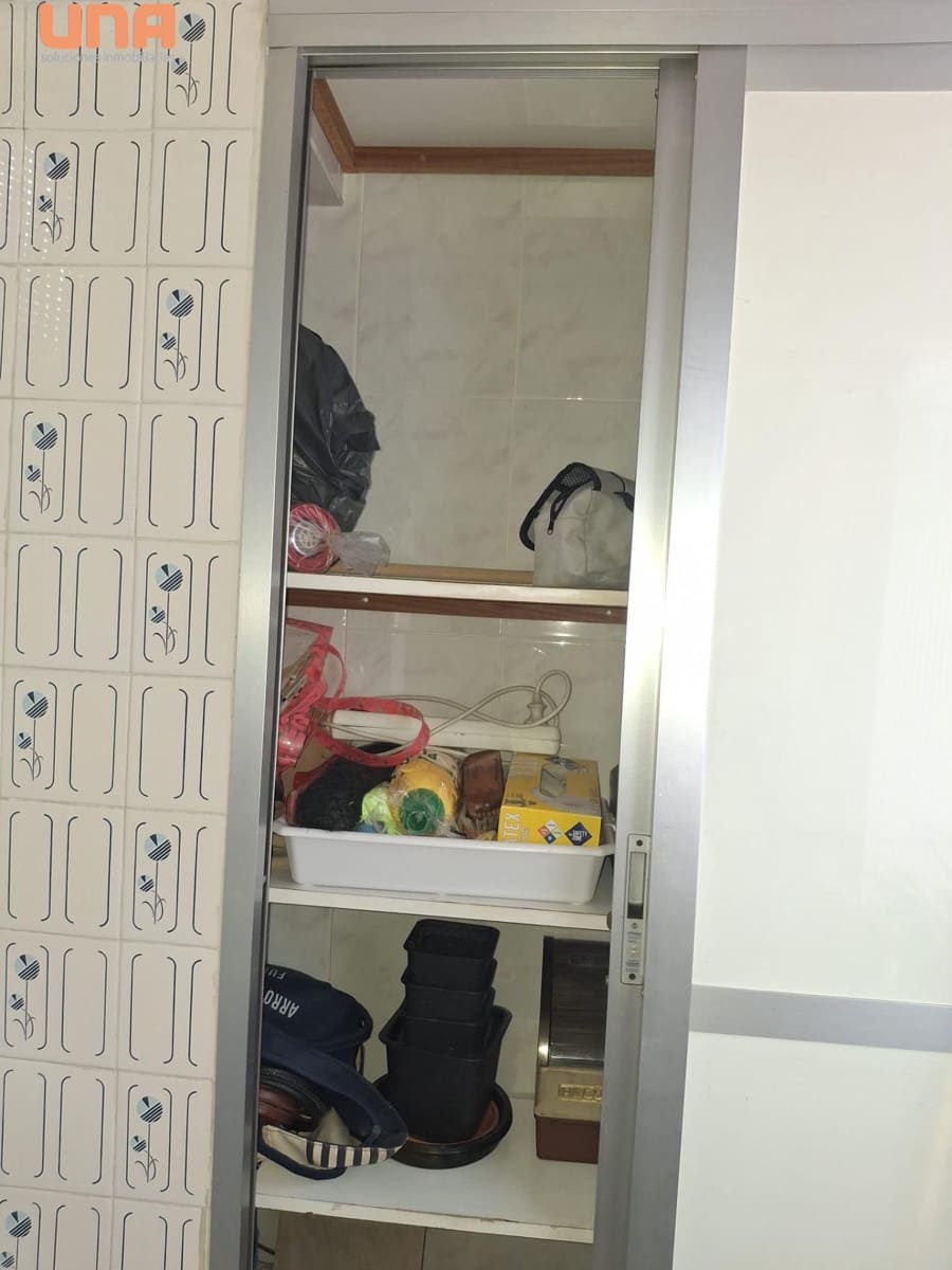 4 slaapkamer Flat te koop in Cordoba stad - € 179.000 (Ref: 9456449)