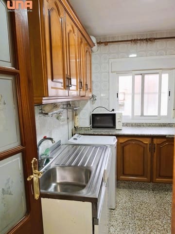 4 slaapkamer Flat te koop in Santa Rosa, Córdoba stad met garage - € 165.000 (Ref: 9483562)