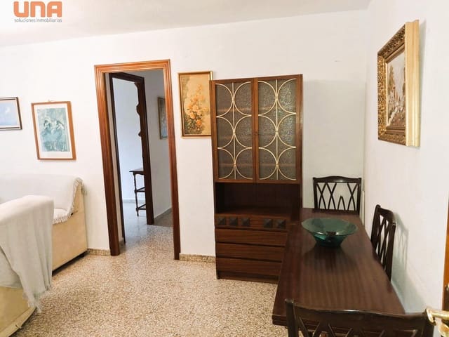 4 camera da letto Appartamento in vendita in Santa Rosa, Cordova città con garage - 165.000 € (Rif: 9483562)