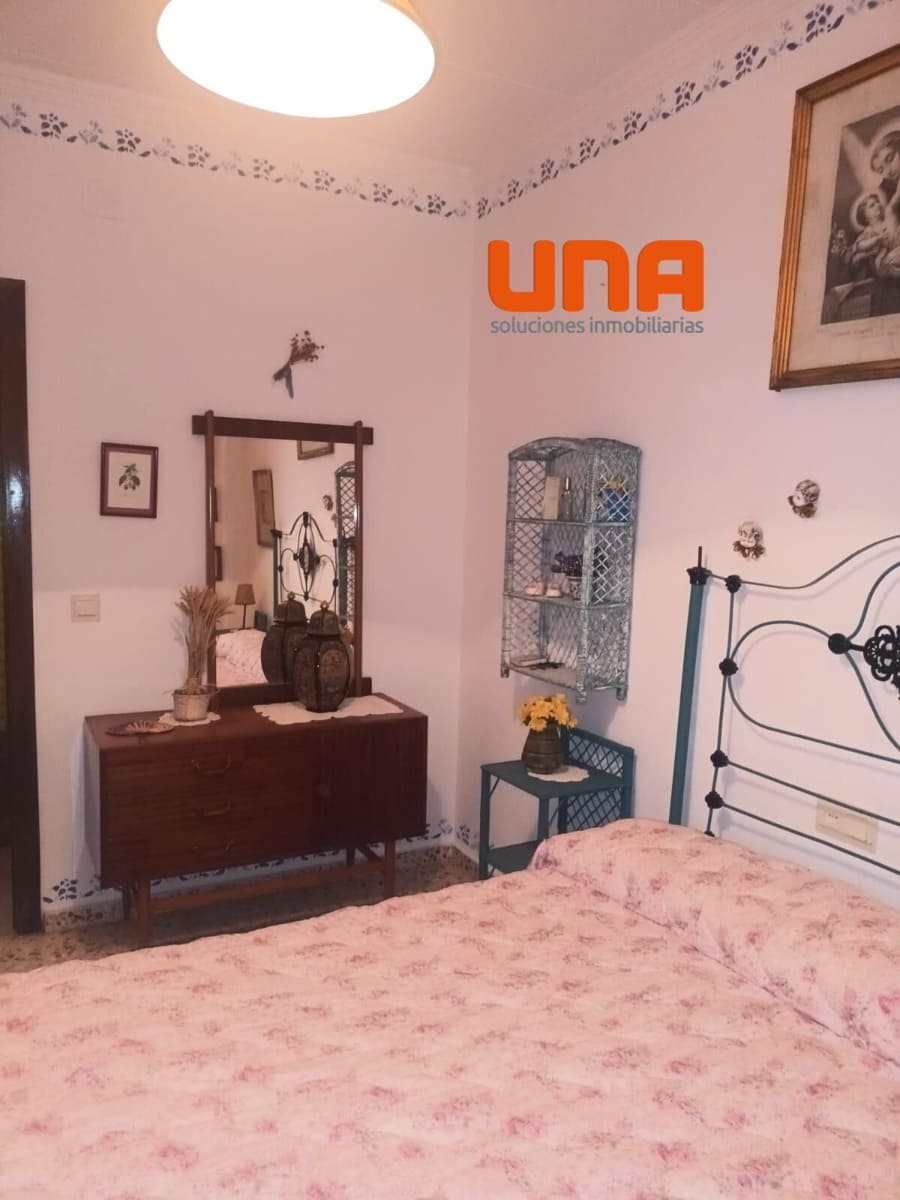 3 makuuhuone Maalaistalo myytävänä paikassa Villaviciosa de Cordoba mukana 
autotalli - 132 000 € (Ref: 9483581)