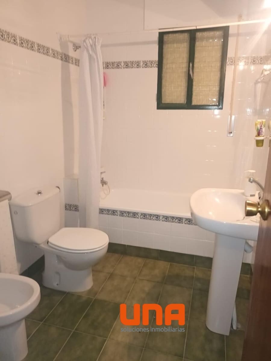 3 makuuhuone Maalaistalo myytävänä paikassa Villaviciosa de Cordoba mukana 
autotalli - 132 000 € (Ref: 9483581)