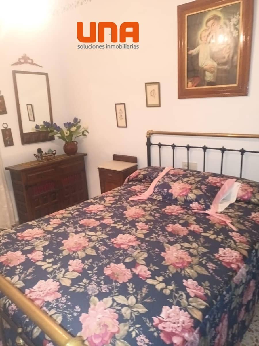 3 makuuhuone Maalaistalo myytävänä paikassa Villaviciosa de Cordoba mukana 
autotalli - 132 000 € (Ref: 9483581)