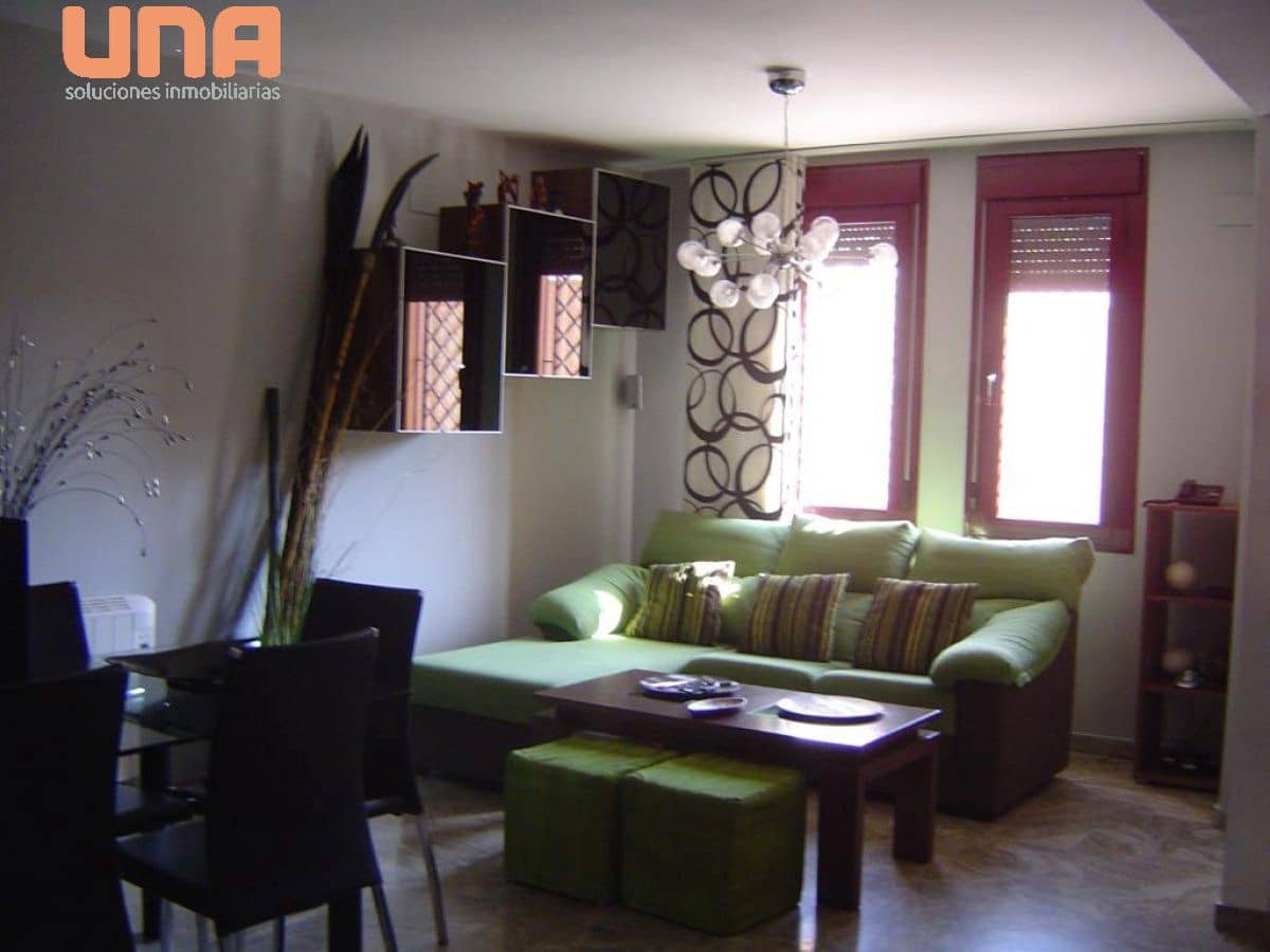 4 makuuhuone Omakotitalo myytävänä paikassa El Higueron mukana uima-altaan 
autotalli - 285 000 € (Ref: 9483912)