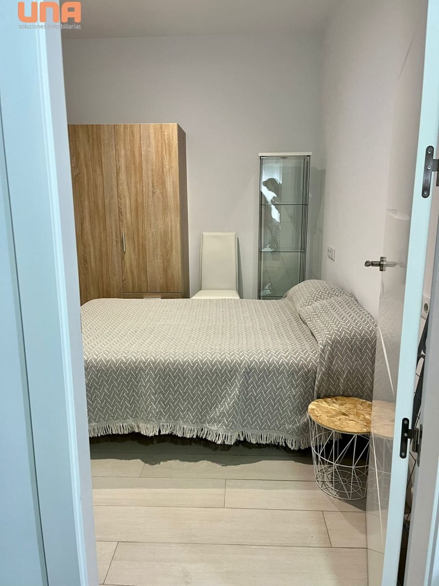 2 bedroom Flat for rent in Cordoba city - € 700 (Ref: 9486459)