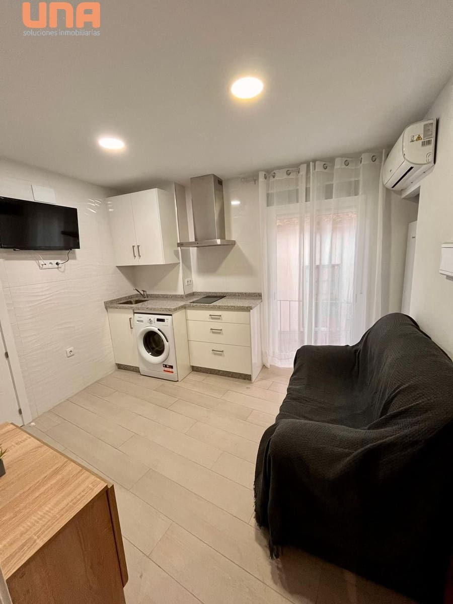 2 bedroom Flat for rent in Cordoba city - € 700 (Ref: 9486459)