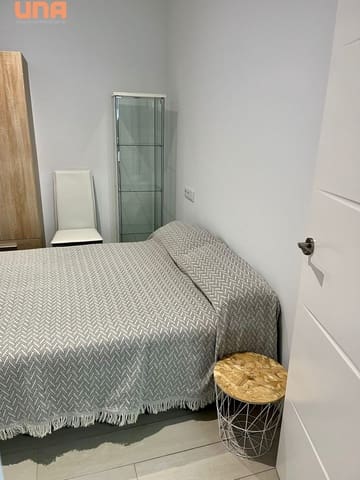 2 bedroom Flat for rent in Córdoba city - € 700 (Ref: 9486459)