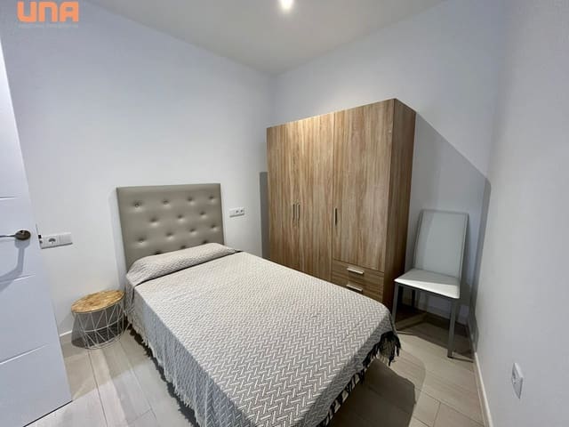 2 bedroom Flat for rent in Córdoba city - € 700 (Ref: 9486459)