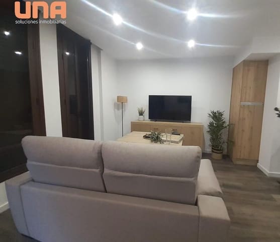 Loft à louer à Viñuela-Rescatado, Cordoue ville - 625 € (Ref: 9491599)