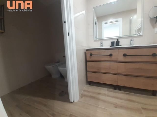 Loft à louer à Viñuela-Rescatado, Cordoue ville - 625 € (Ref: 9491599)