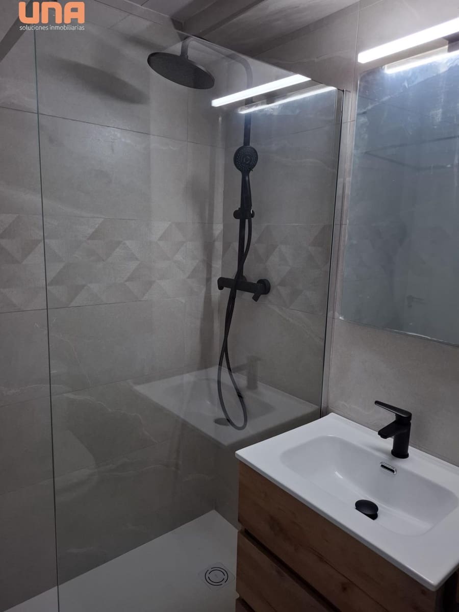 Appartement de 3 chambres à louer à Cordoue ville avec piscine - 1 100 € (Ref: 9497527)