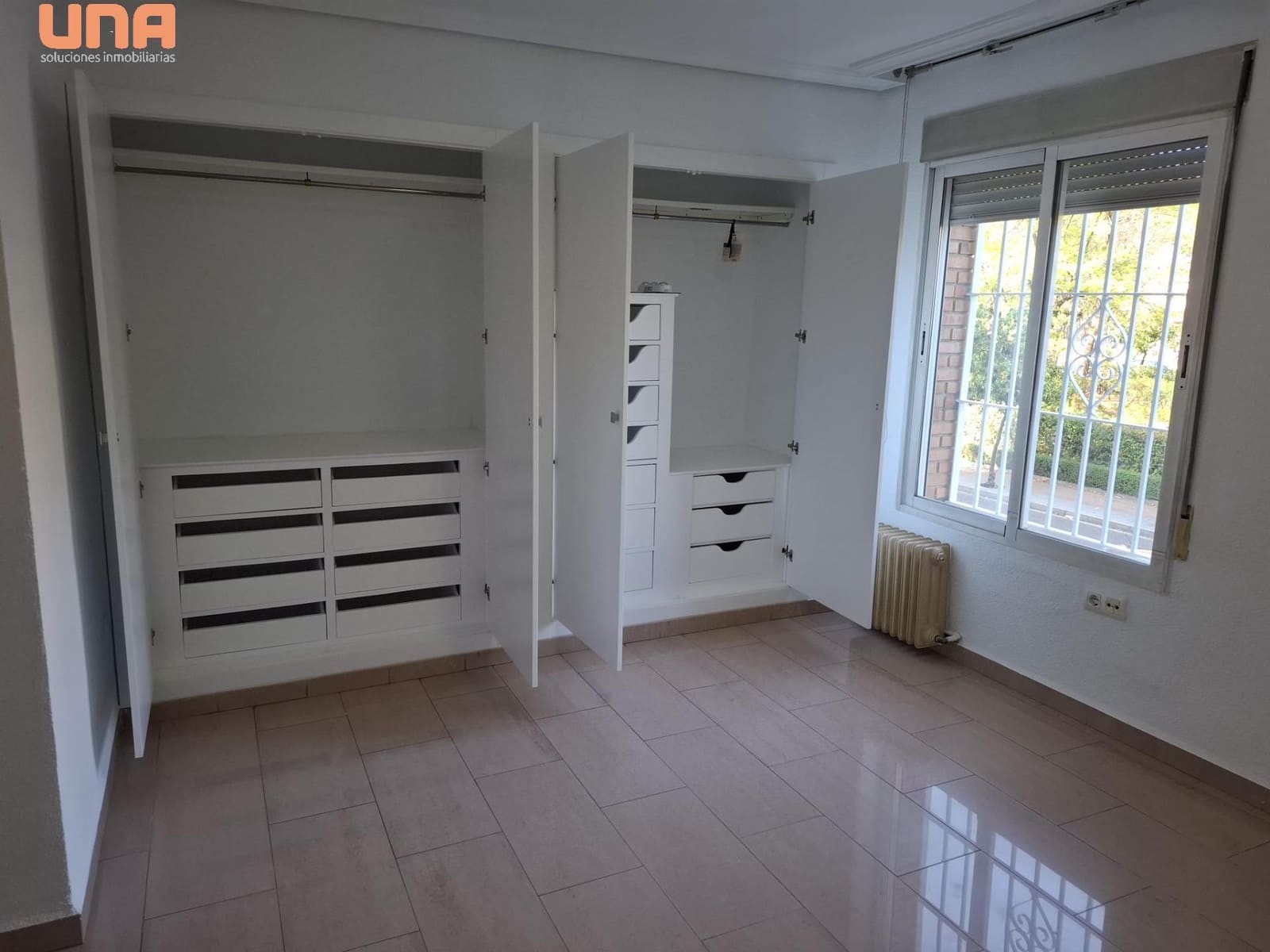 Appartement de 3 chambres à louer à Cordoue ville avec piscine - 1 100 € (Ref: 9497527)