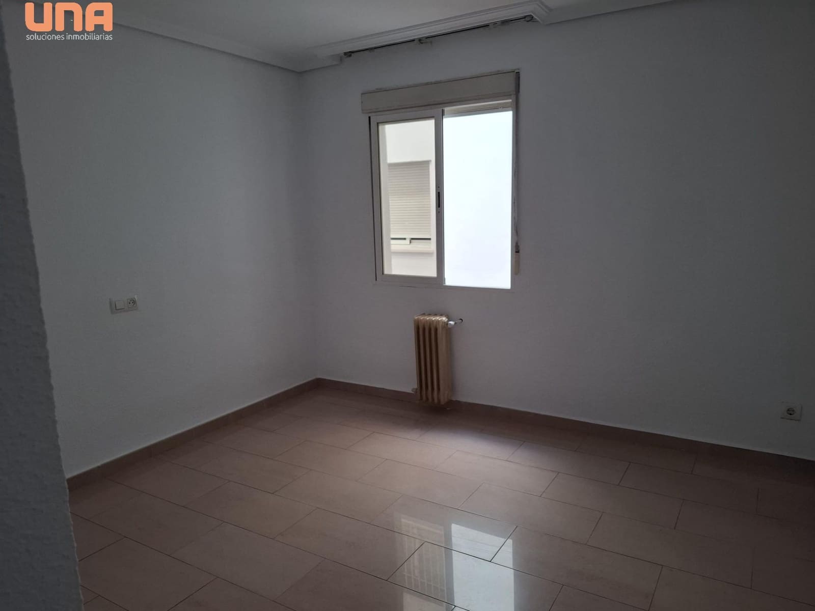 Appartement de 3 chambres à louer à Cordoue ville avec piscine - 1 100 € (Ref: 9497527)
