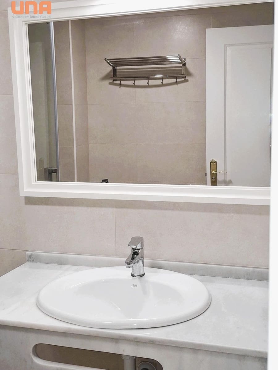 2 bedroom Flat for sale in Cordoba city - € 160,000 (Ref: 9502555)