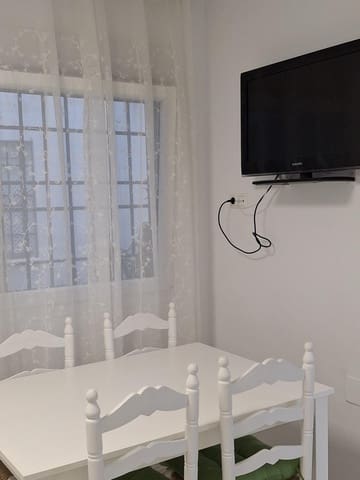 2 bedroom Flat for sale in Córdoba city - € 160,000 (Ref: 9502555)