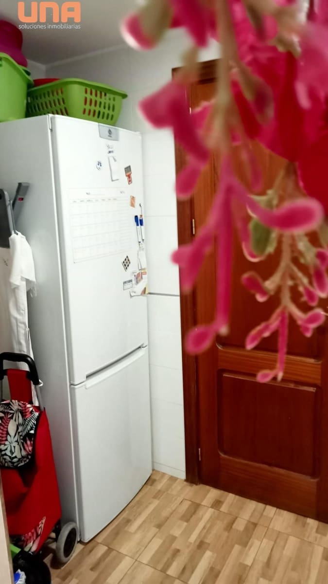 4 bedroom Flat for sale in Cordoba city with garage - € 355,000 (Ref: 9504447)