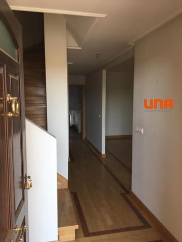 4 soveværelse Rækkehus til salg i Córdoba by med swimmingpool garage - € 380.000 (Ref: 9519098)