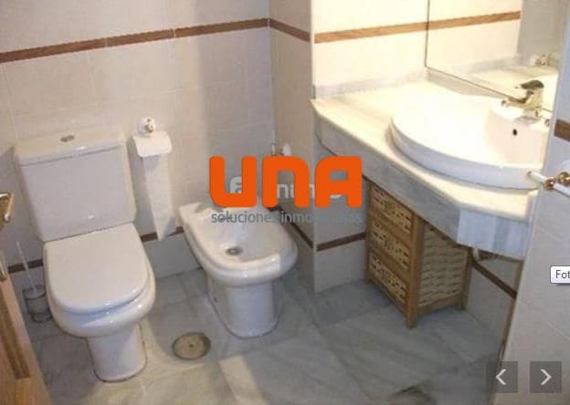 3 sypialnia Mieszkanie na sprzedaż w Miasto Kordoba z basenem garażem - 330 000 € (Ref: 9530816)