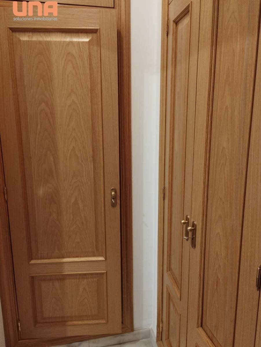 3 sypialnia Mieszkanie na sprzedaż w Miasto Kordoba z basenem garażem - 330 000 € (Ref: 9530816)